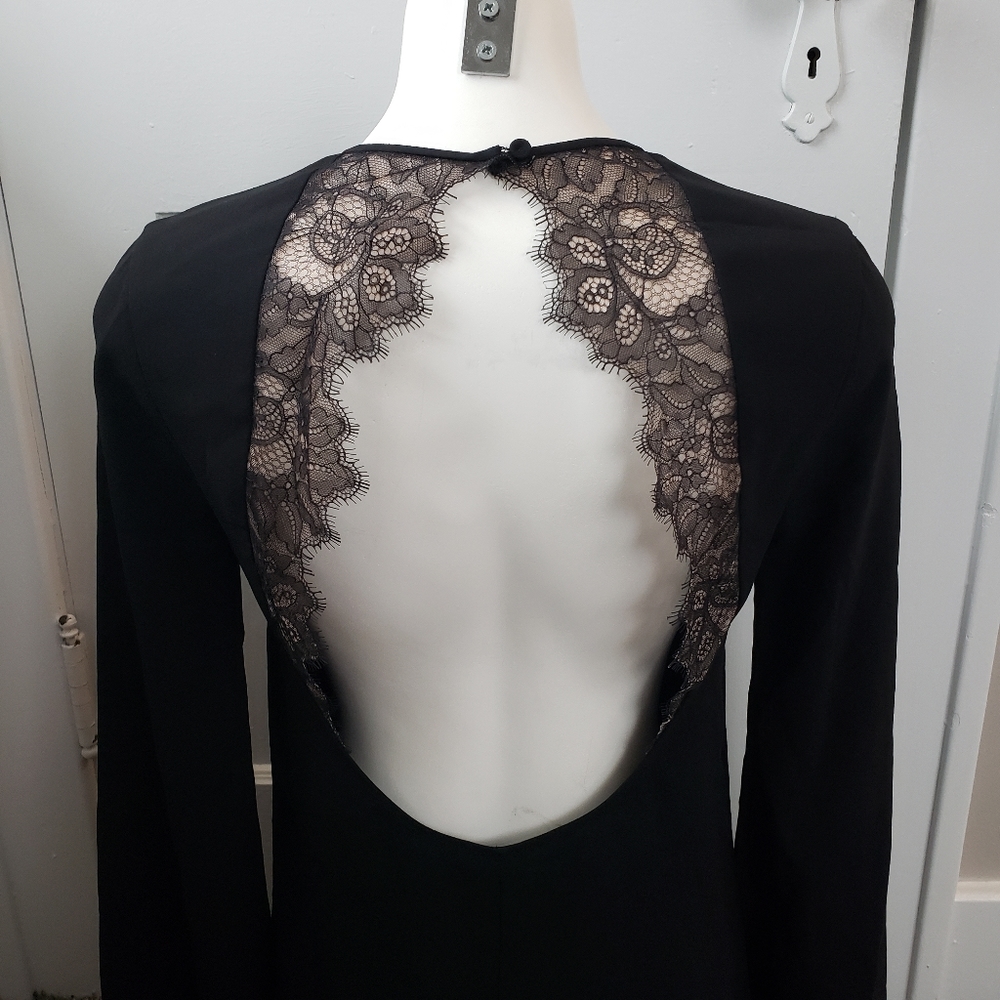 Open back lace romper BCBG XXS